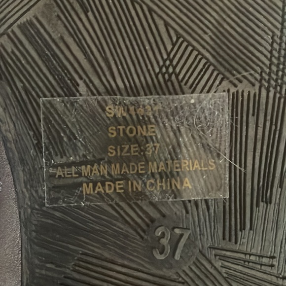 Tall grey leather boots! - Picture 4 of 5